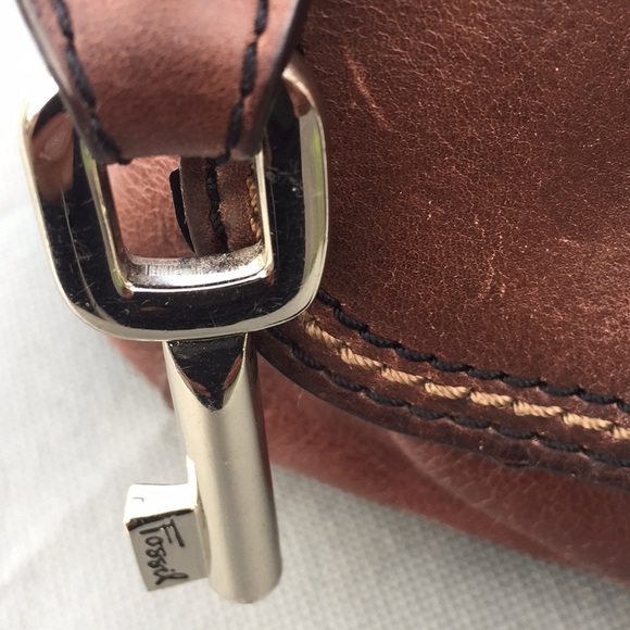 Fossil  Purse - Picture 5 of 11